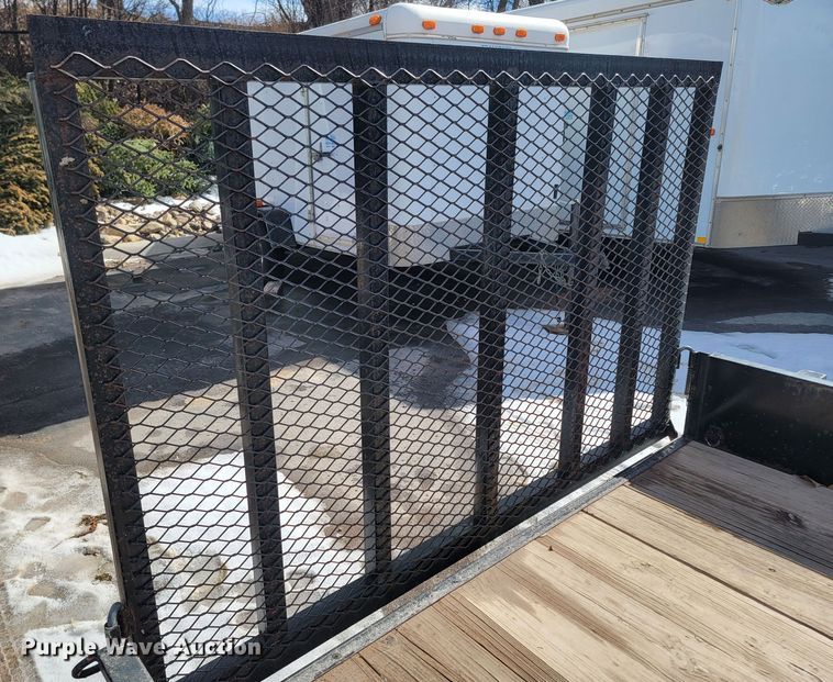 image for item LV9281 2005 H&H  utility trailer