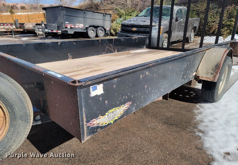 image for item LV9281 2005 H&H  utility trailer