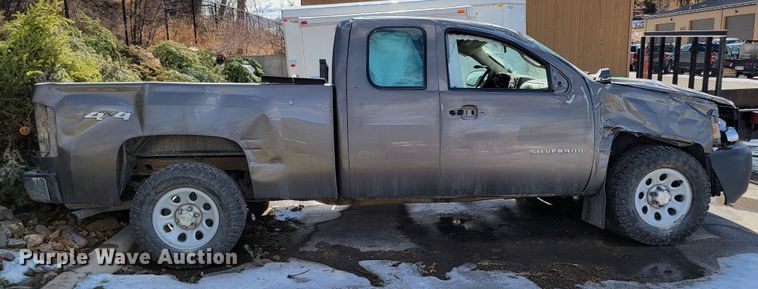 image for item LV9282 2013 Chevrolet Silverado 1500  Ext. Cab pickup truck
