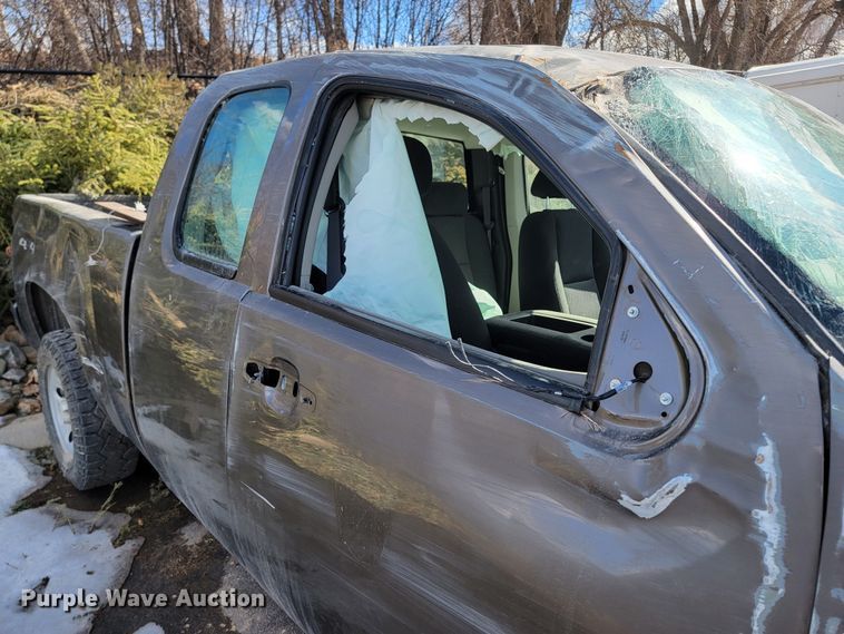 image for item LV9282 2013 Chevrolet Silverado 1500  Ext. Cab pickup truck