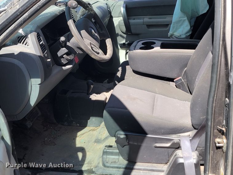 image for item LV9282 2013 Chevrolet Silverado 1500  Ext. Cab pickup truck