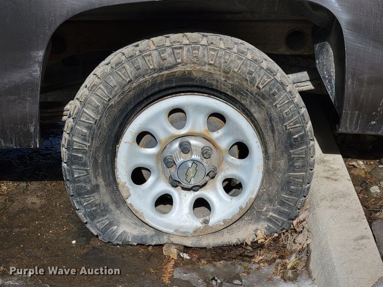 image for item LV9282 2013 Chevrolet Silverado 1500  Ext. Cab pickup truck