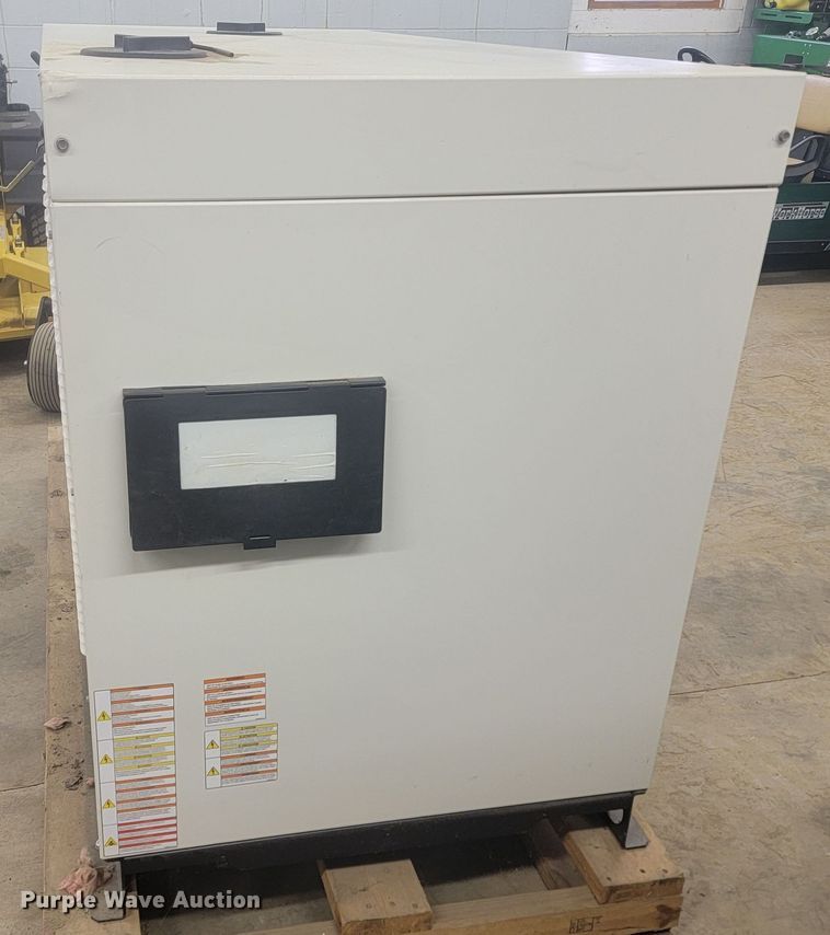image for item LV9295 Generac RG04524ANSX  generator