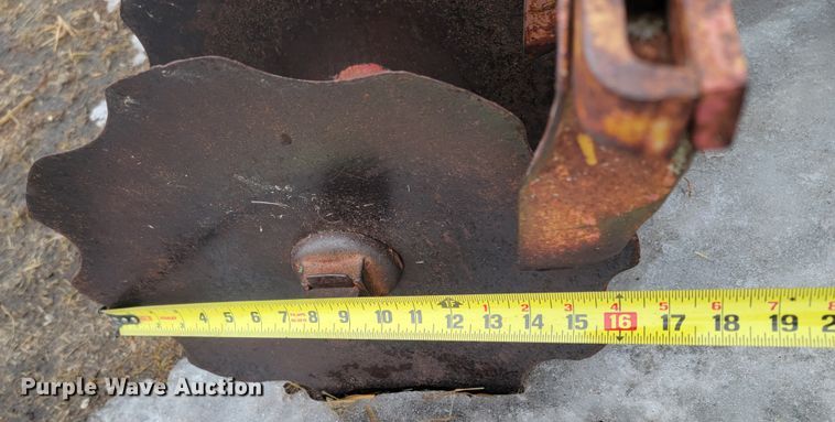 image for item LV9296 Ford Series G  disk