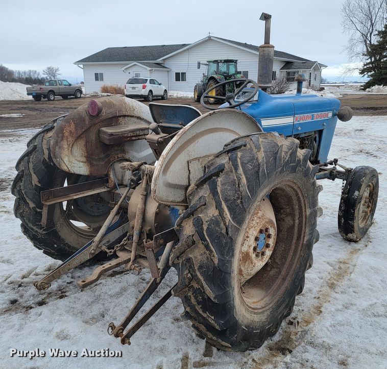 image for item LV9305 Ford 3000  tractor