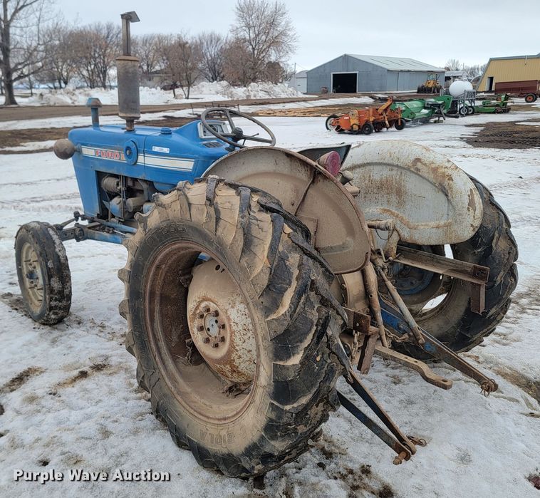 image for item LV9305 Ford 3000  tractor