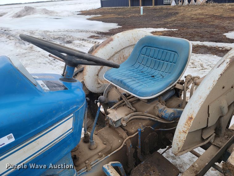 image for item LV9305 Ford 3000  tractor