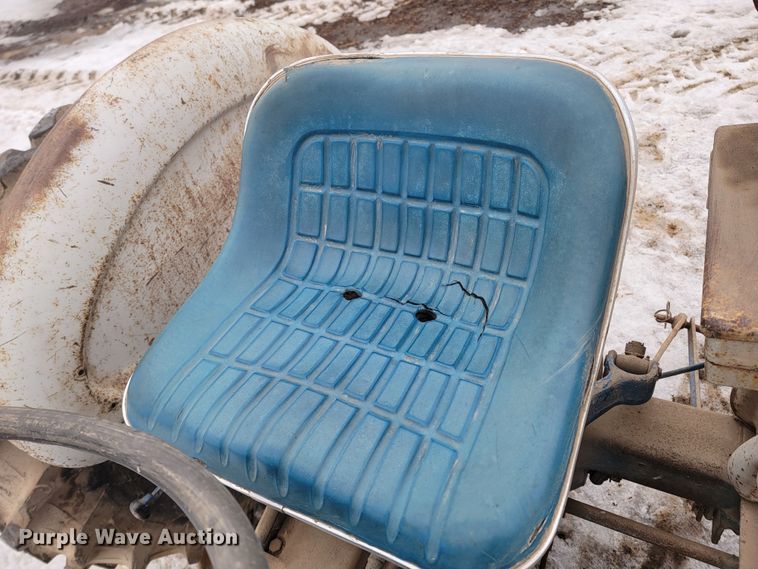 image for item LV9305 Ford 3000  tractor