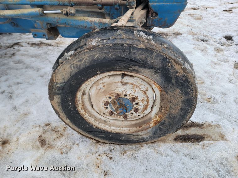 image for item LV9305 Ford 3000  tractor