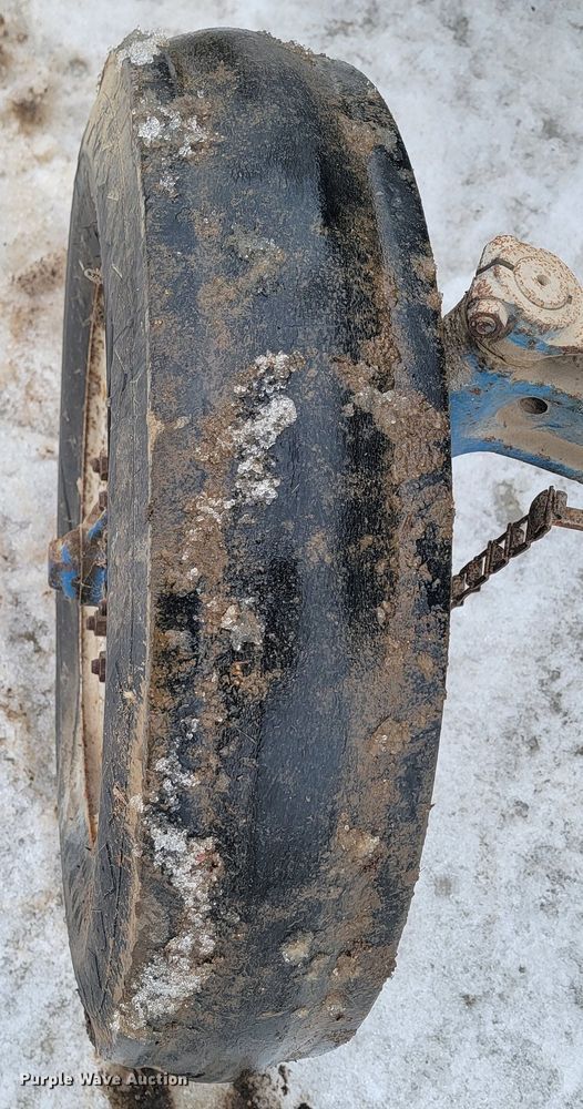 image for item LV9305 Ford 3000  tractor