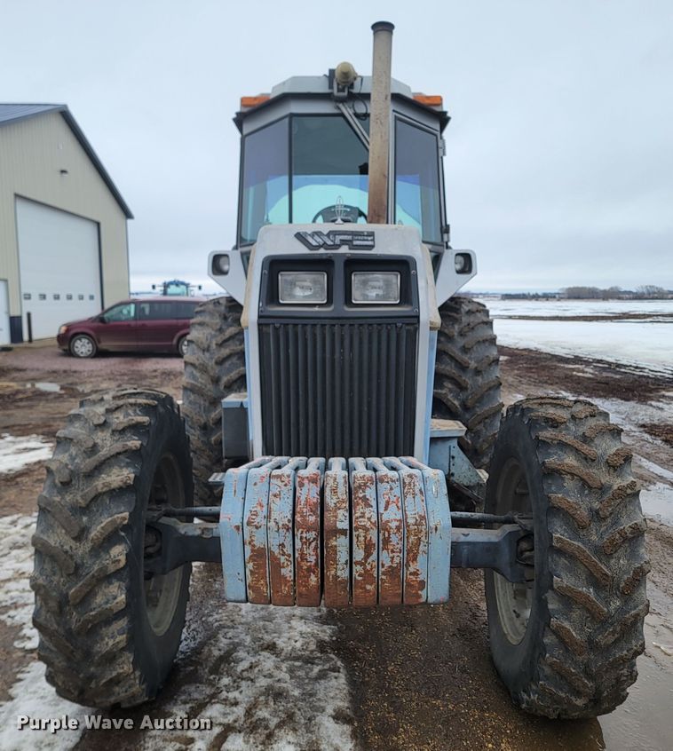 image for item LV9306 1989 White 100  MFWD tractor