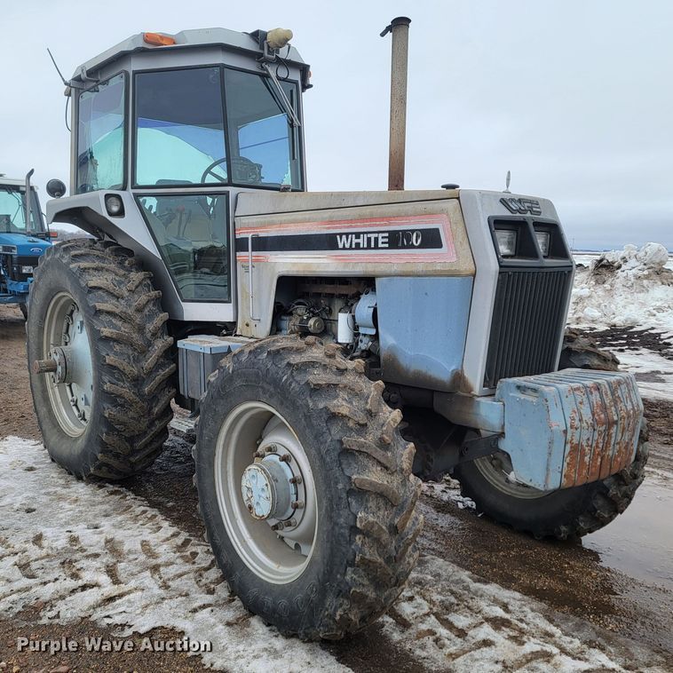 image for item LV9306 1989 White 100  MFWD tractor