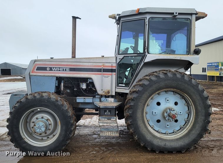 image for item LV9306 1989 White 100  MFWD tractor