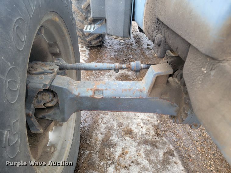 image for item LV9306 1989 White 100  MFWD tractor