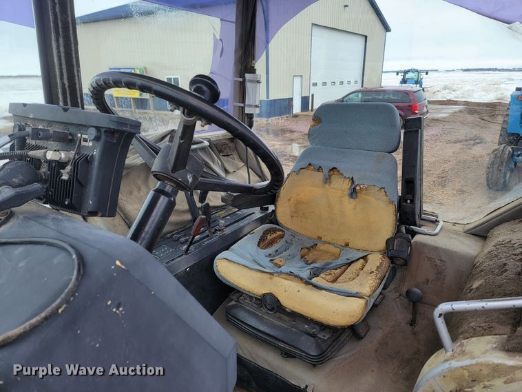 image for item LV9306 1989 White 100  MFWD tractor