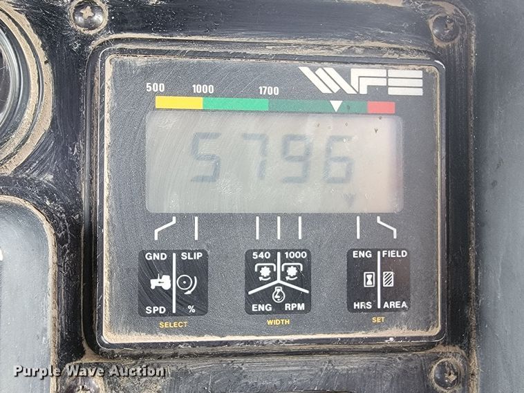 image for item LV9306 1989 White 100  MFWD tractor