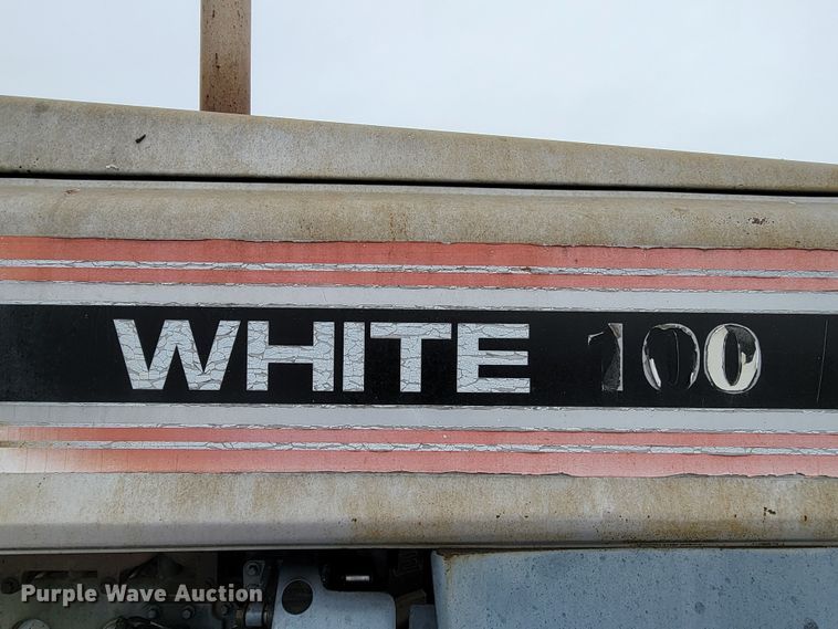 image for item LV9306 1989 White 100  MFWD tractor