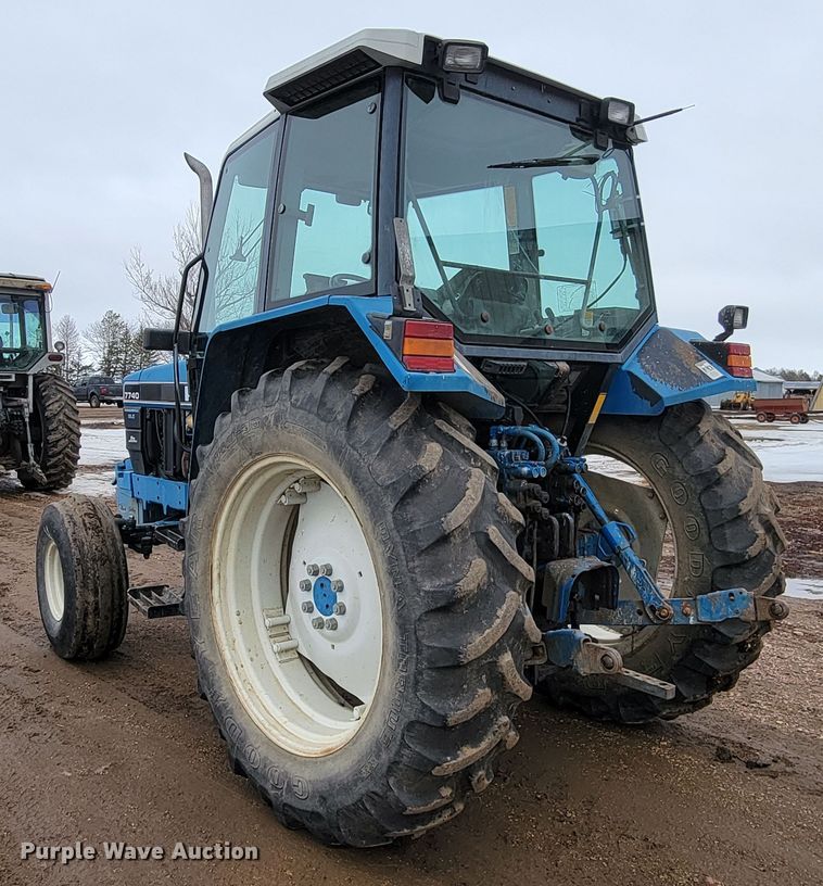image for item LV9307 Ford 7740  tractor