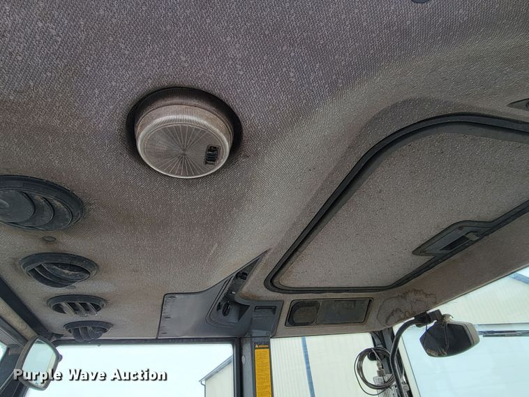 image for item LV9307 Ford 7740  tractor