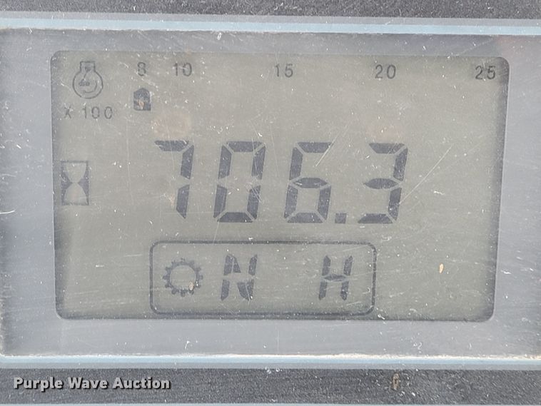 image for item LV9307 Ford 7740  tractor