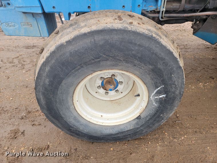 image for item LV9307 Ford 7740  tractor