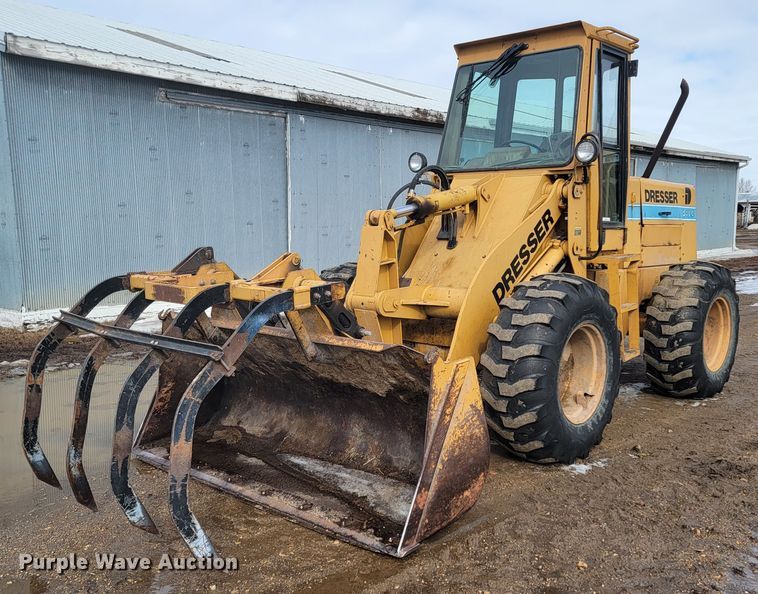 image for item LV9311 1997 Dresser 510C  wheel loader