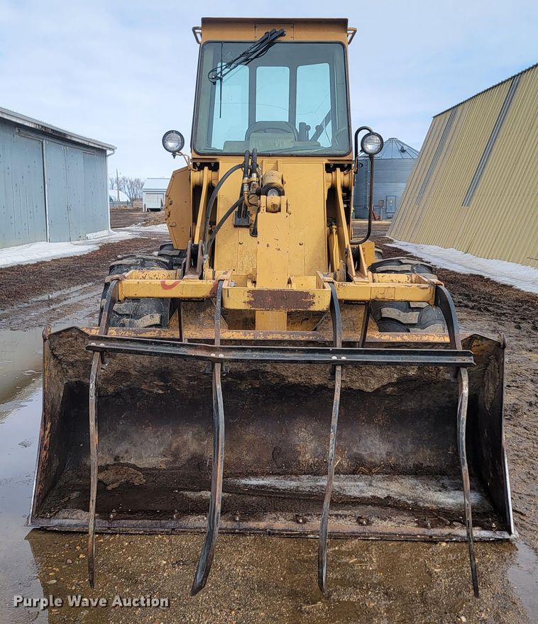 image for item LV9311 1997 Dresser 510C  wheel loader