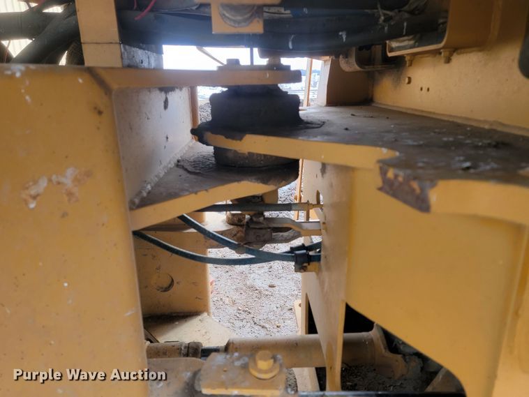 image for item LV9311 1997 Dresser 510C  wheel loader