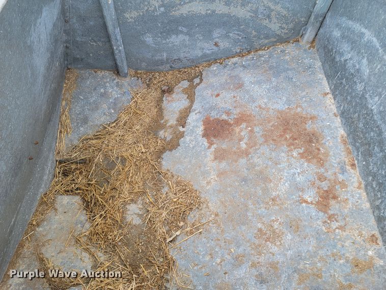 image for item LV9319 (4) bulk bins