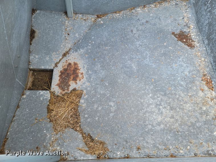 image for item LV9319 (4) bulk bins