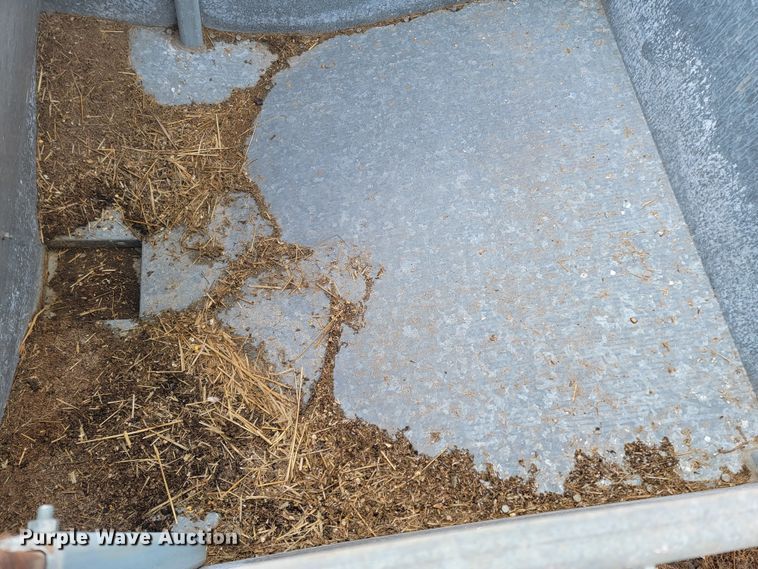 image for item LV9319 (4) bulk bins