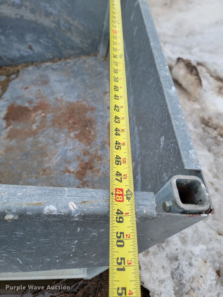 image for item LV9319 (4) bulk bins