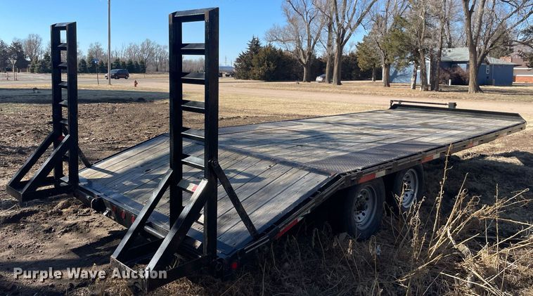 image for item MA9958 2008 Diamond T  equipment trailer