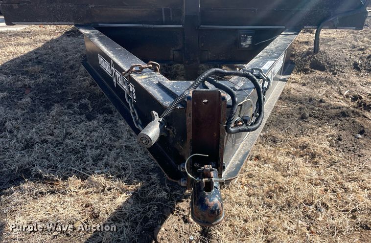 image for item MA9958 2008 Diamond T  equipment trailer