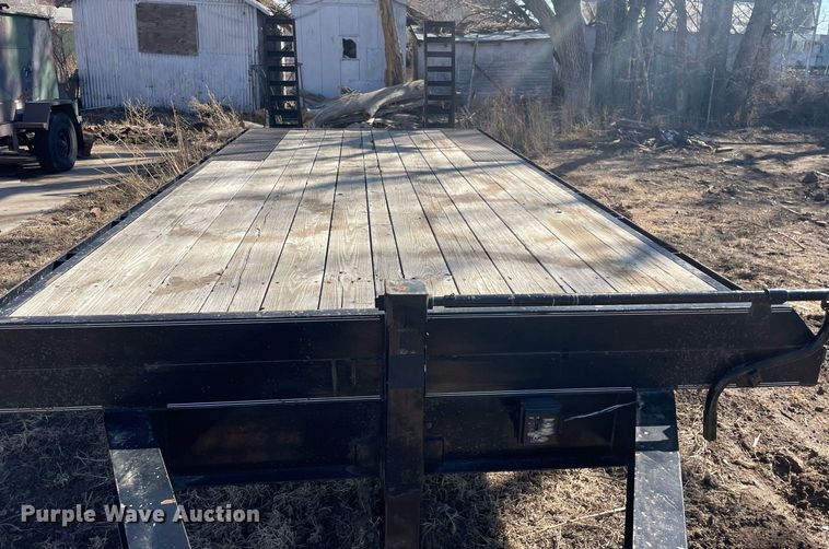 image for item MA9958 2008 Diamond T  equipment trailer