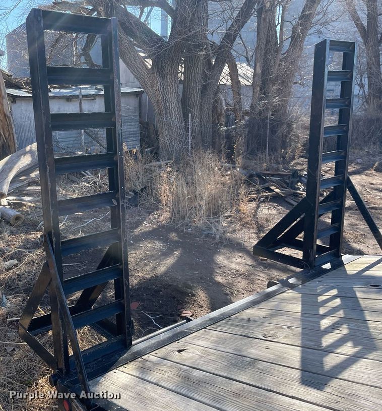 image for item MA9958 2008 Diamond T  equipment trailer