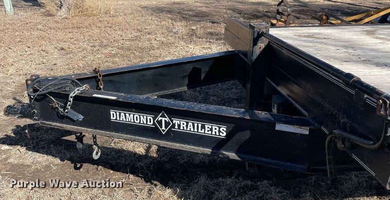 image for item MA9958 2008 Diamond T  equipment trailer