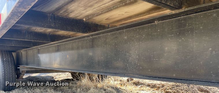 image for item MA9958 2008 Diamond T  equipment trailer