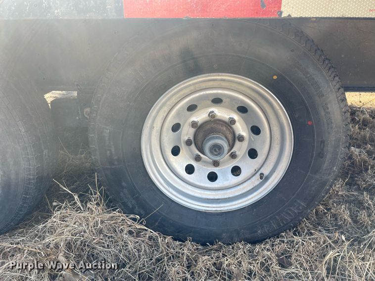 image for item MA9958 2008 Diamond T  equipment trailer