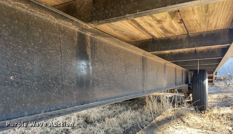 image for item MA9958 2008 Diamond T  equipment trailer