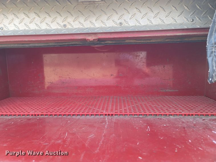 image for item MB9831 1981 Oshkosh V-1624M SPCL  pumper fire truck