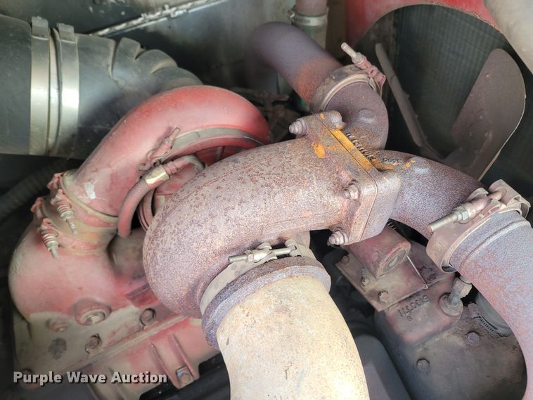 image for item MB9831 1981 Oshkosh V-1624M SPCL  pumper fire truck