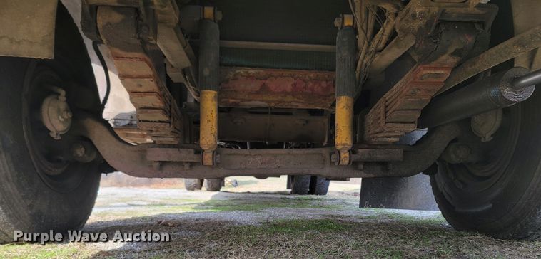 image for item MB9831 1981 Oshkosh V-1624M SPCL  pumper fire truck