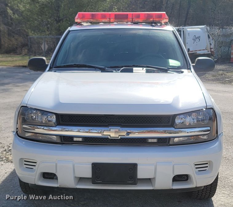 image for item MB9833 2005 Chevrolet TrailBlazer  SUV