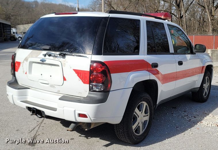 image for item MB9833 2005 Chevrolet TrailBlazer  SUV