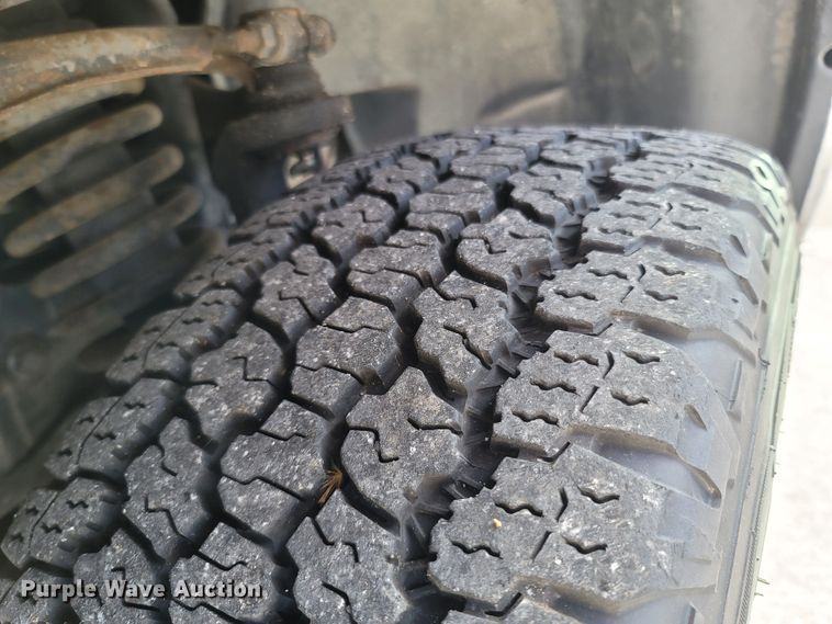 image for item MB9833 2005 Chevrolet TrailBlazer  SUV