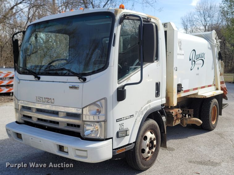image for item MB9834 2008 Isuzu NPR  refuse truck