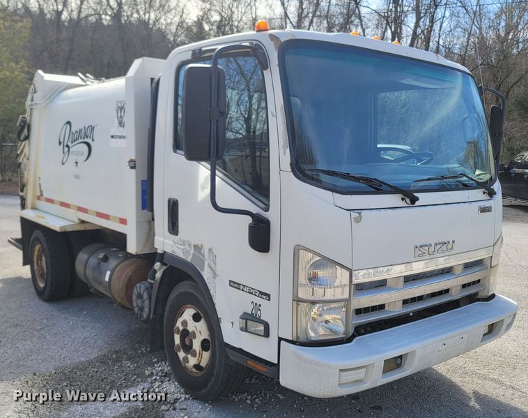 image for item MB9834 2008 Isuzu NPR  refuse truck