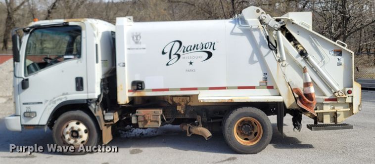 image for item MB9834 2008 Isuzu NPR  refuse truck