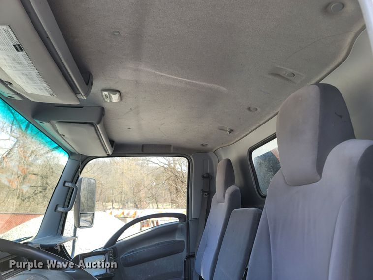 image for item MB9834 2008 Isuzu NPR  refuse truck